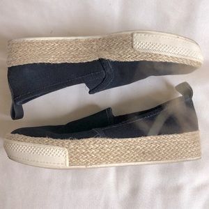 dolce vita navy suede espadrille (6.5)